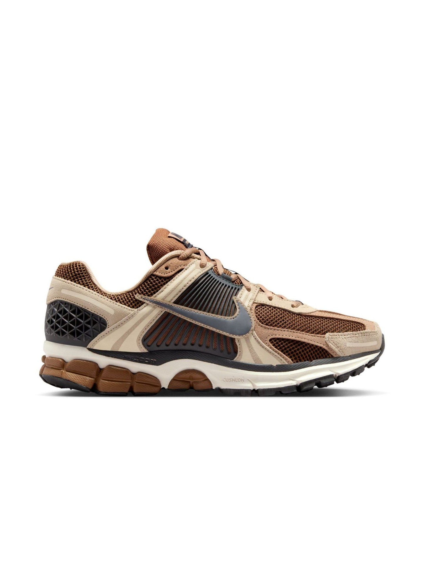 Nike Men Zoom Vomero 5 Sneakers