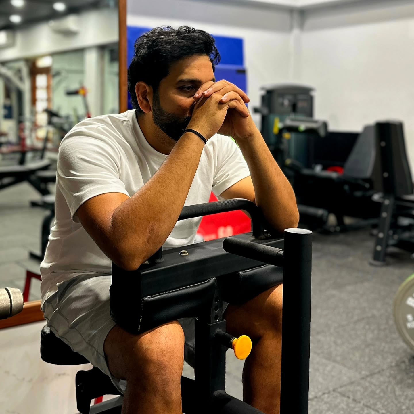 WORKOUT ESSENTIALS BASE 3-STRIPES T-SHIRT