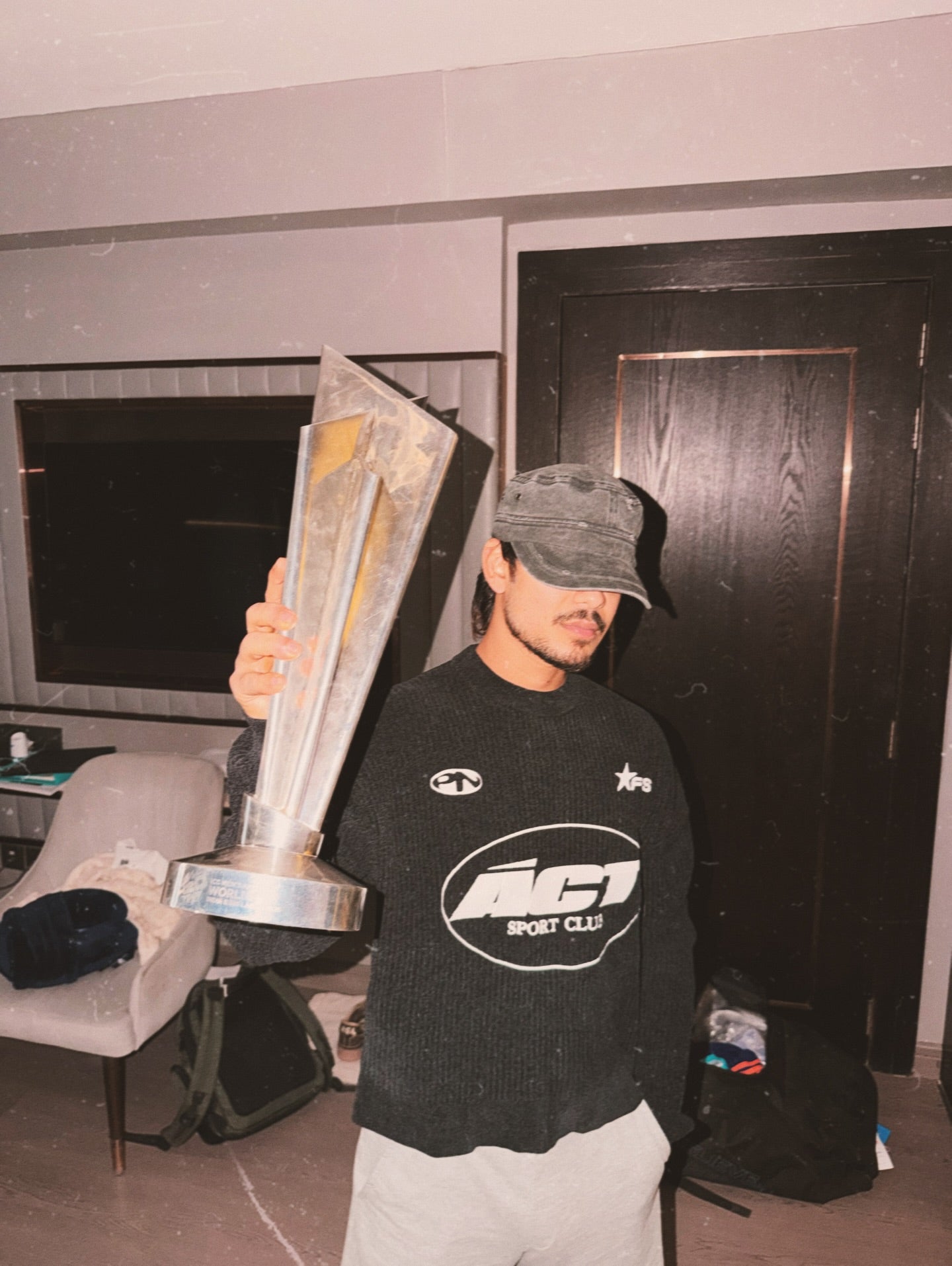 Loose Fit Scuba sweatshirt