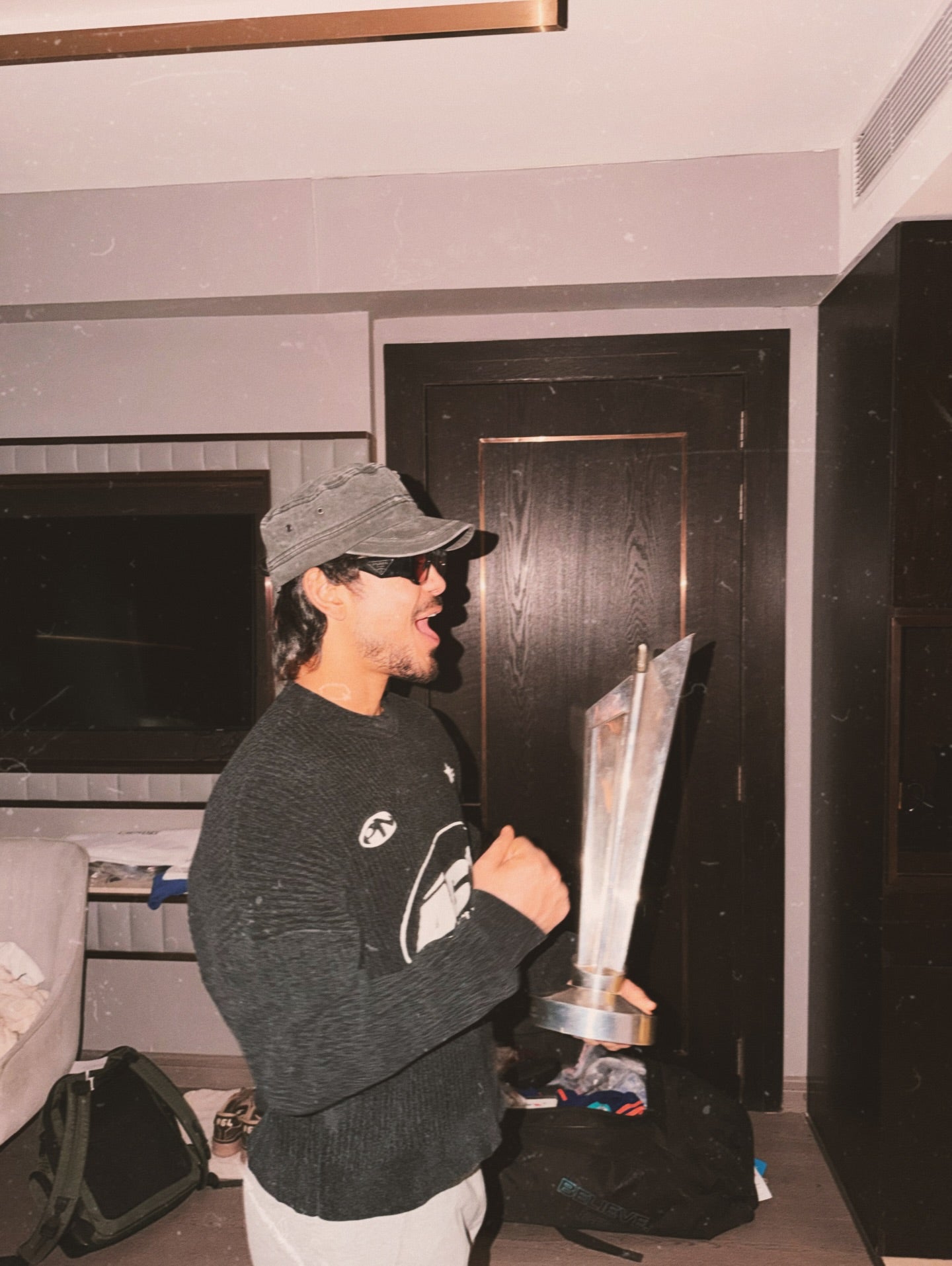 Loose Fit Scuba sweatshirt