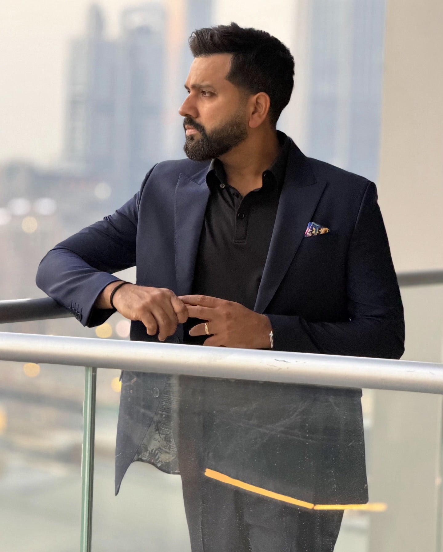 INVICTUS Slim Fit Notched Lapel Collar Textured Single Breasted Smart Casual Blazer