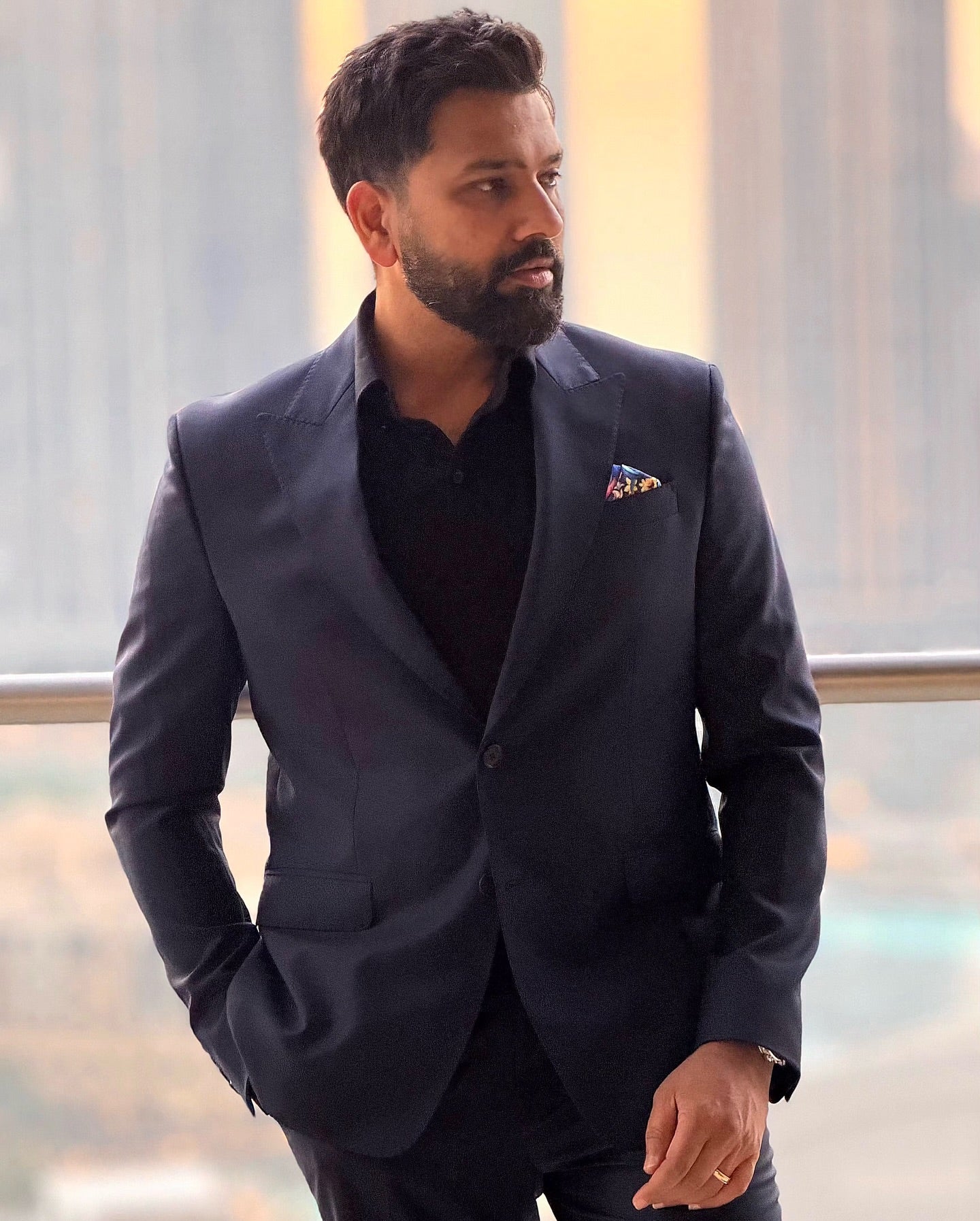 INVICTUS Slim Fit Notched Lapel Collar Textured Single Breasted Smart Casual Blazer