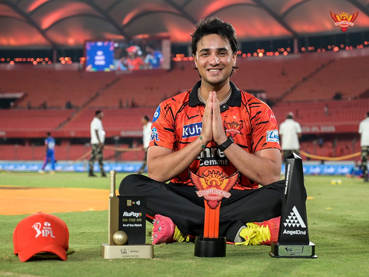 Sunrisers Hyderabad Authentic IPL 2025 Adult Plain Half Sleeve Fan Jersey